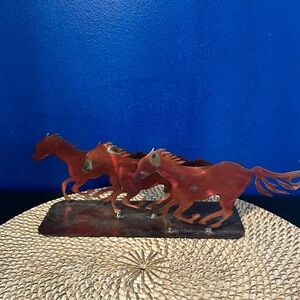 Unsigned 3D Western Copper Metal 3 Horse Art Sculpture on Base 14.5” W x 4.5” T